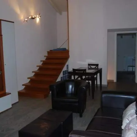 Apartamento Lovely House Two Bedrooms *