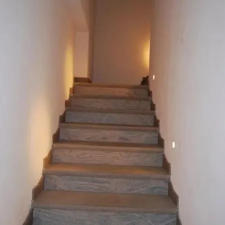 Lovely House Two Bedrooms Apartment *