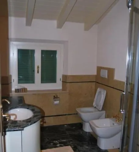 Lovely House Two Bedrooms Апартаменти